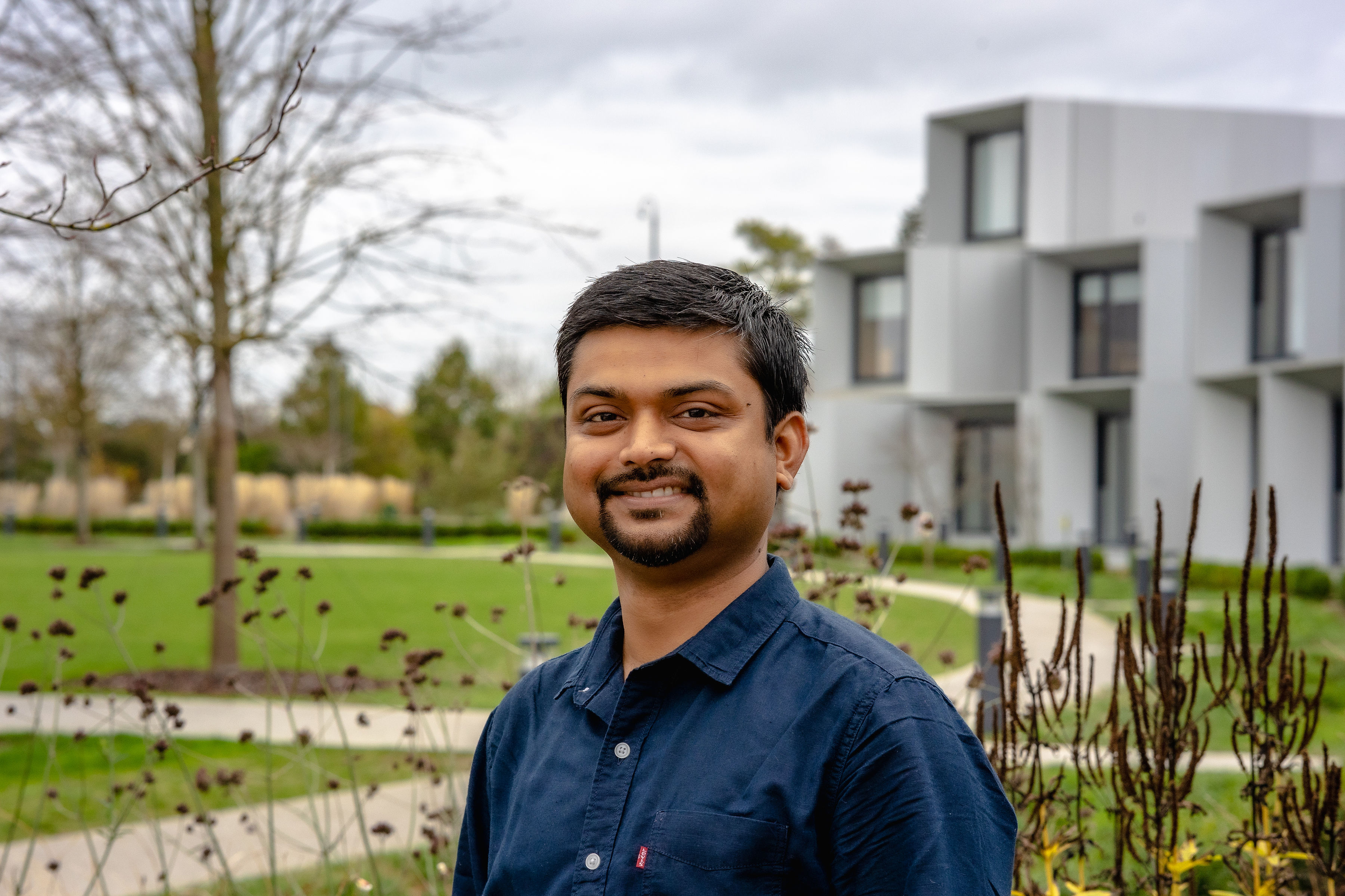 Dr. Manajit Chakraborty