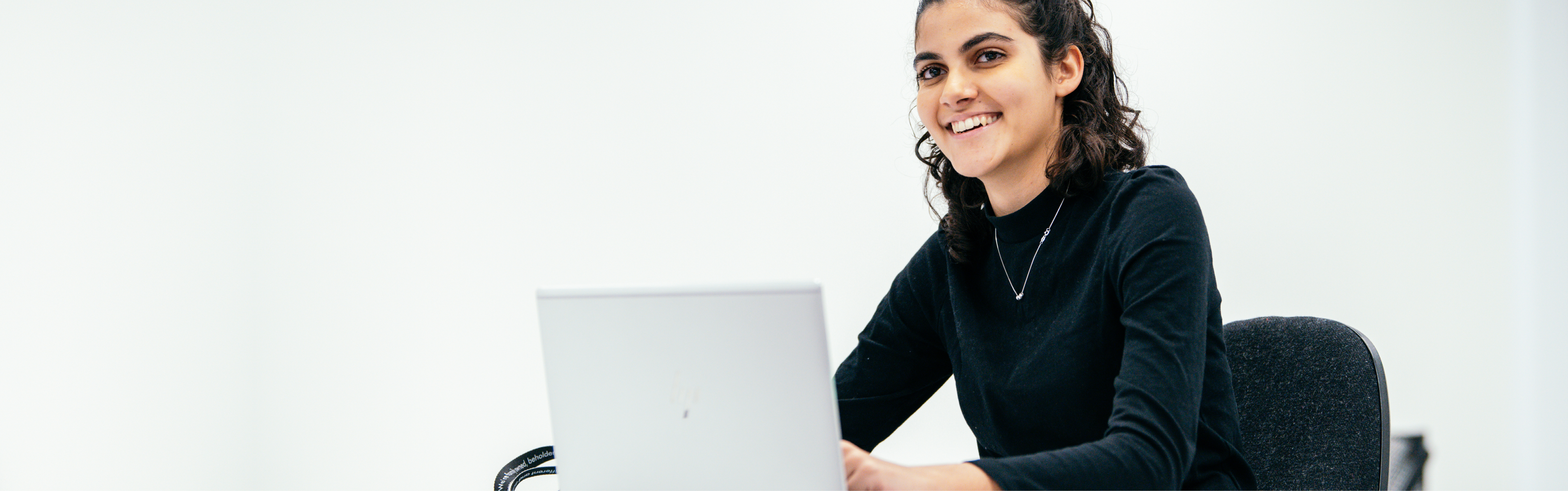 Applying Herotablet(990Px310px) 23 Copy